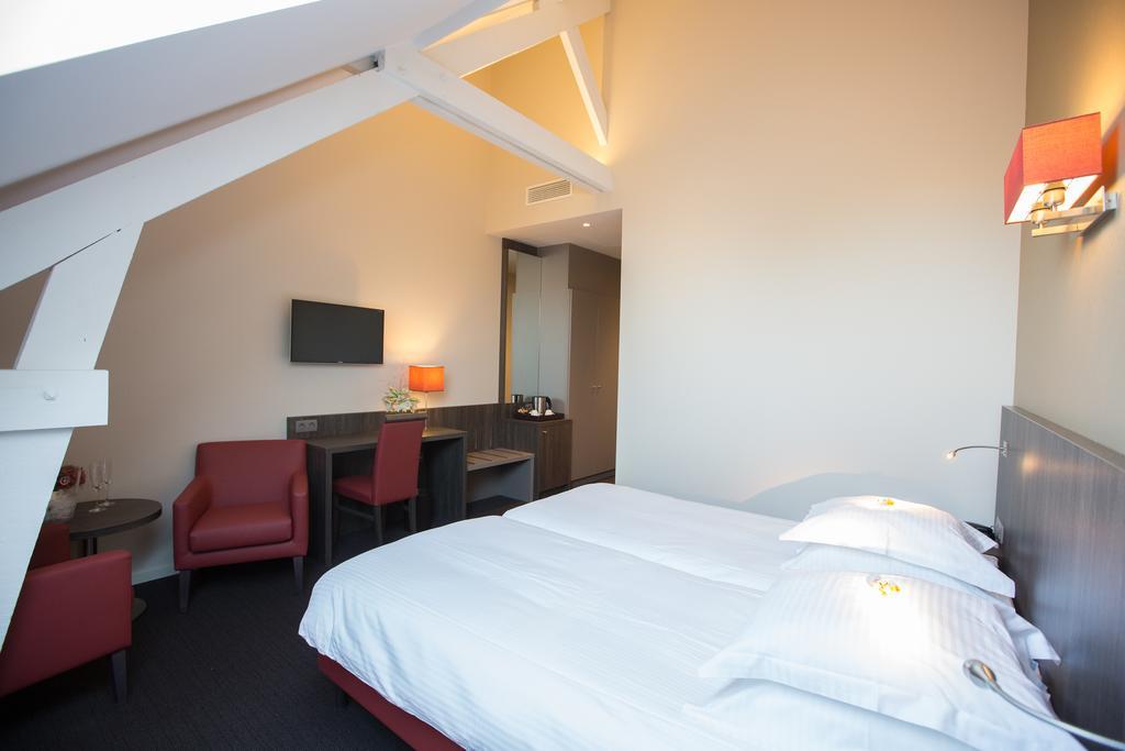 איפר Albion Hotel חדר תמונה