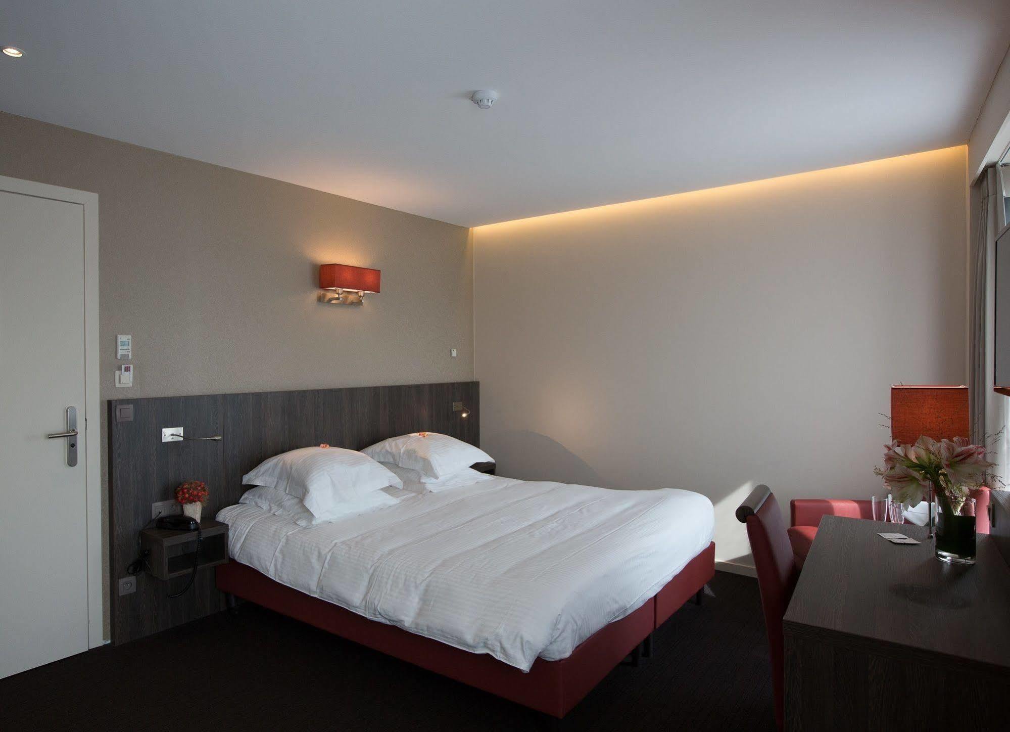 איפר Albion Hotel מראה חיצוני תמונה