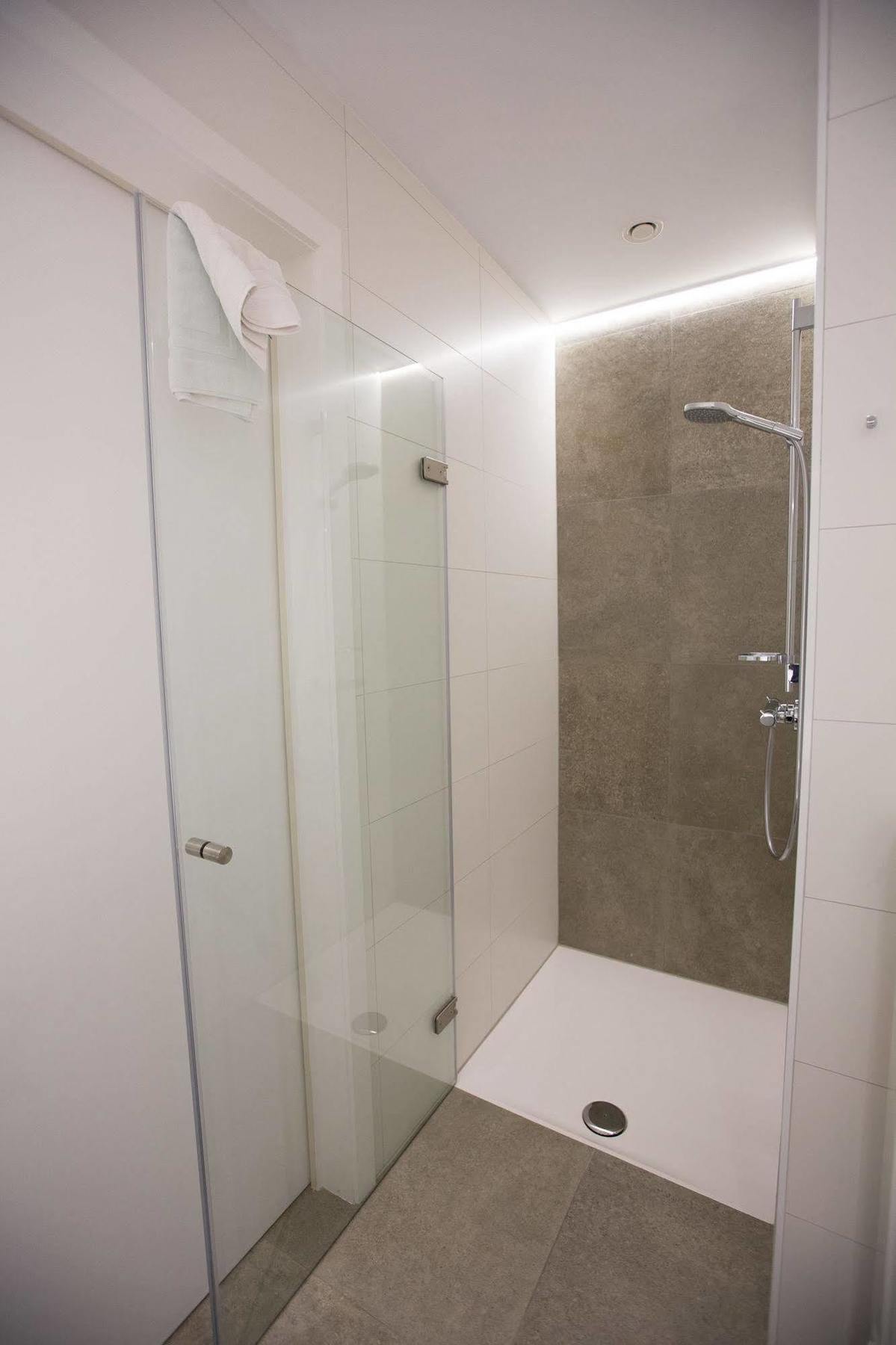 איפר Albion Hotel מראה חיצוני תמונה
