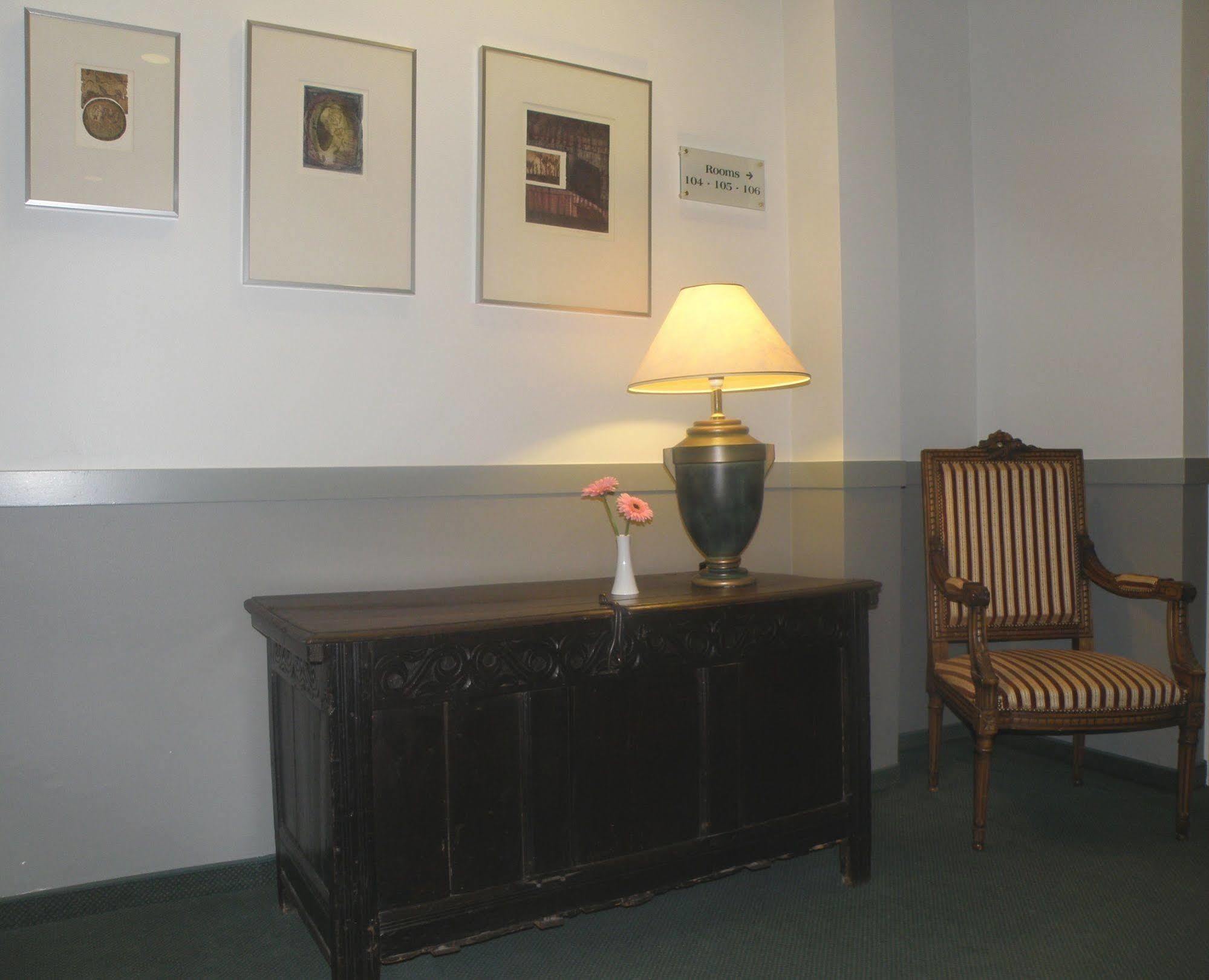איפר Albion Hotel מראה חיצוני תמונה